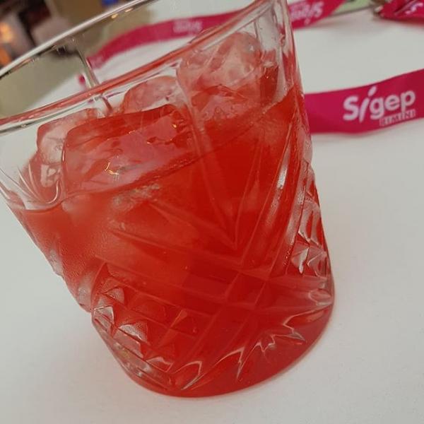 Special cocktail rose drink 